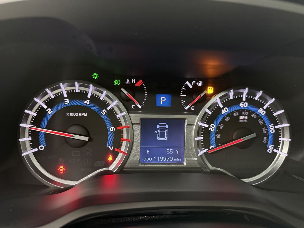 2016 Toyota 4Runner Image 13