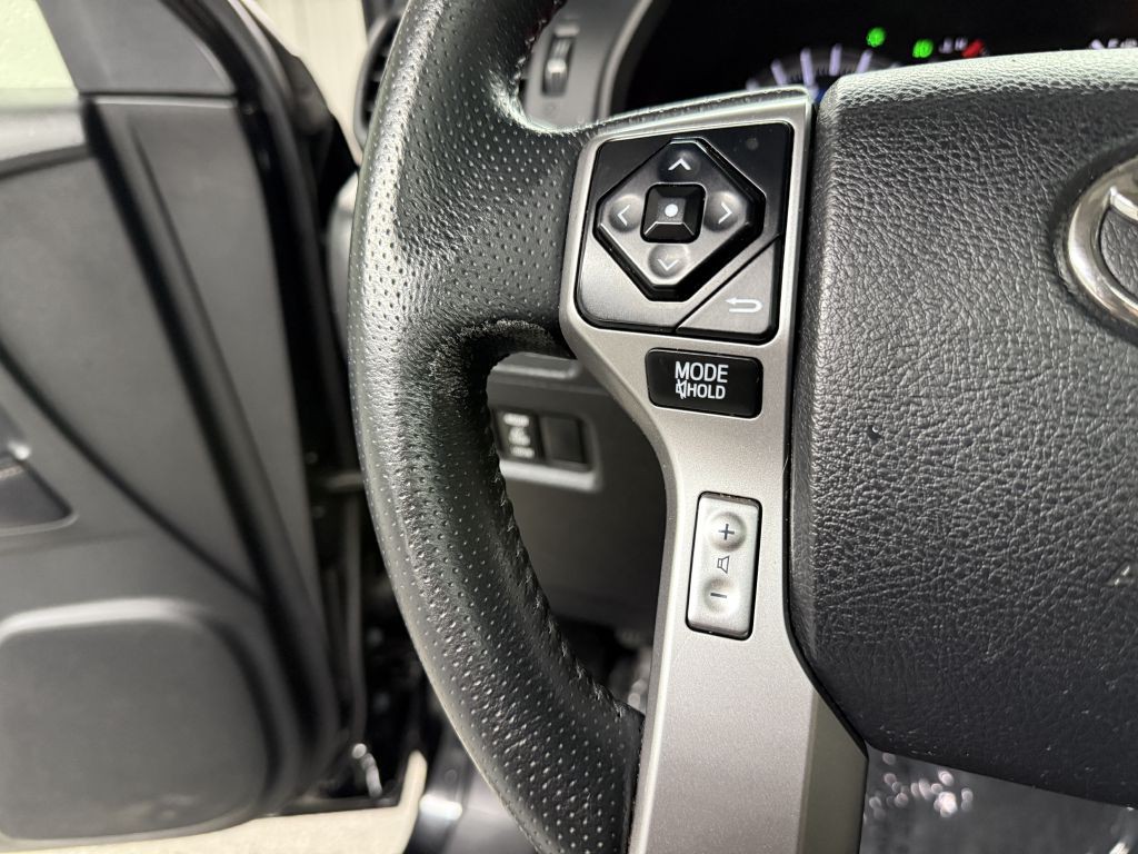 2016 Toyota 4Runner Image 15
