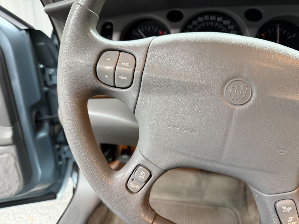 2003 Buick LeSabre Image 13