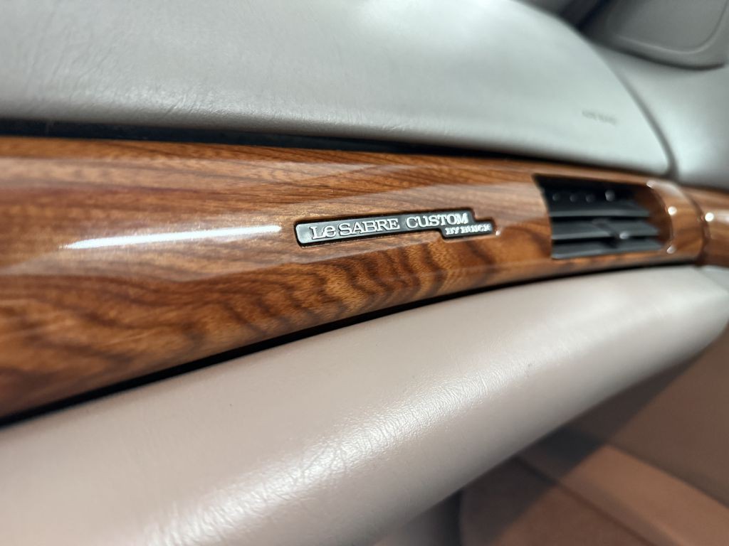 2003 Buick LeSabre Image 16