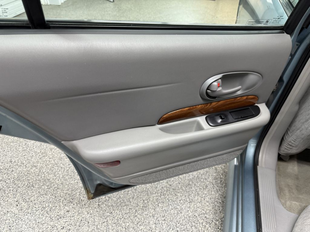 2003 Buick LeSabre Image 20