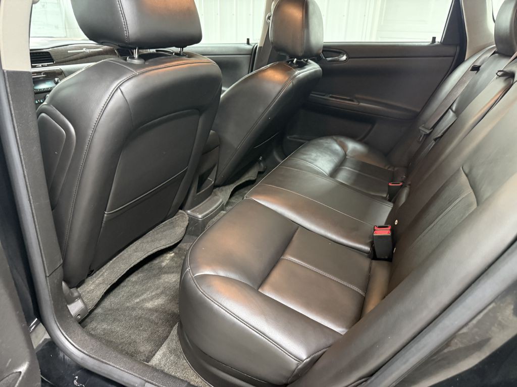 2013 Chevrolet Impala Image 21