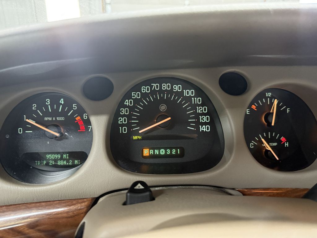 2003 Buick LeSabre Image 11