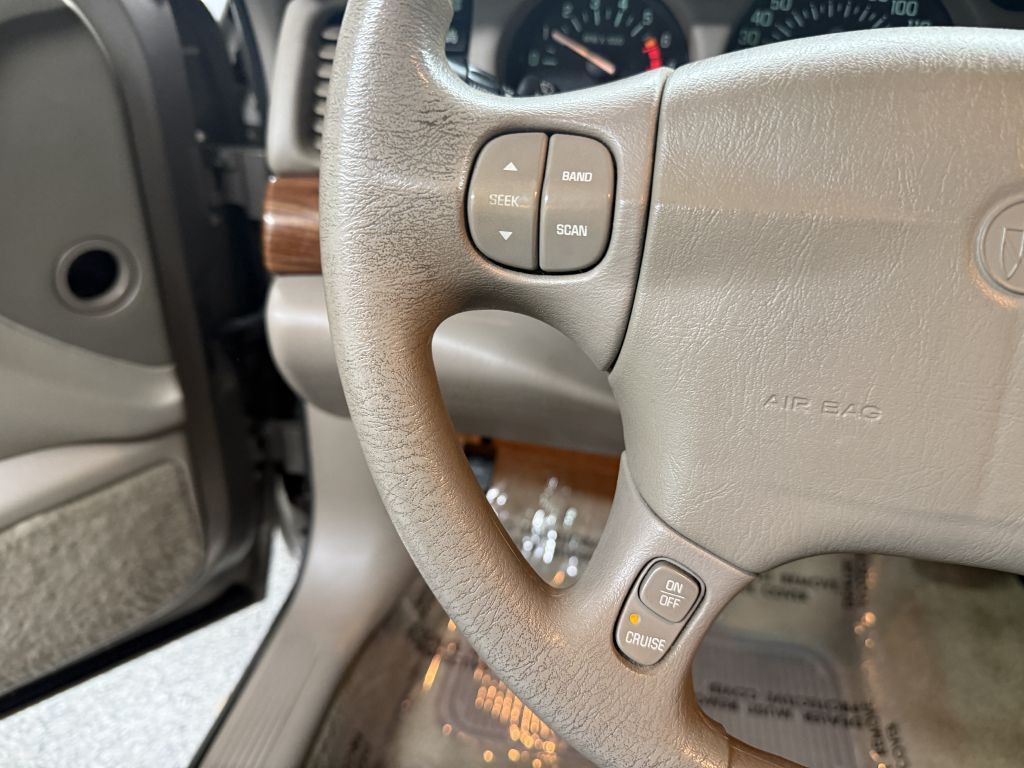 2003 Buick LeSabre Image 13