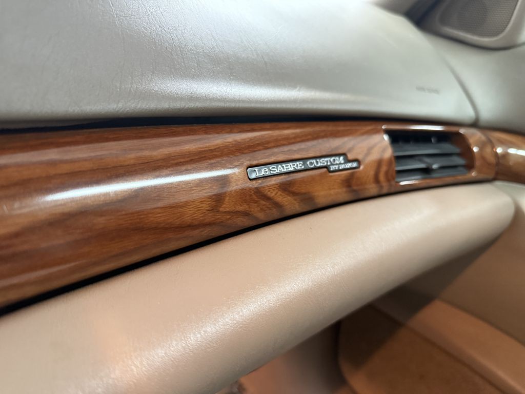 2003 Buick LeSabre Image 16