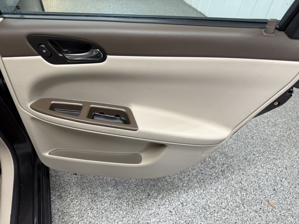 2008 Chevrolet Impala Image 25