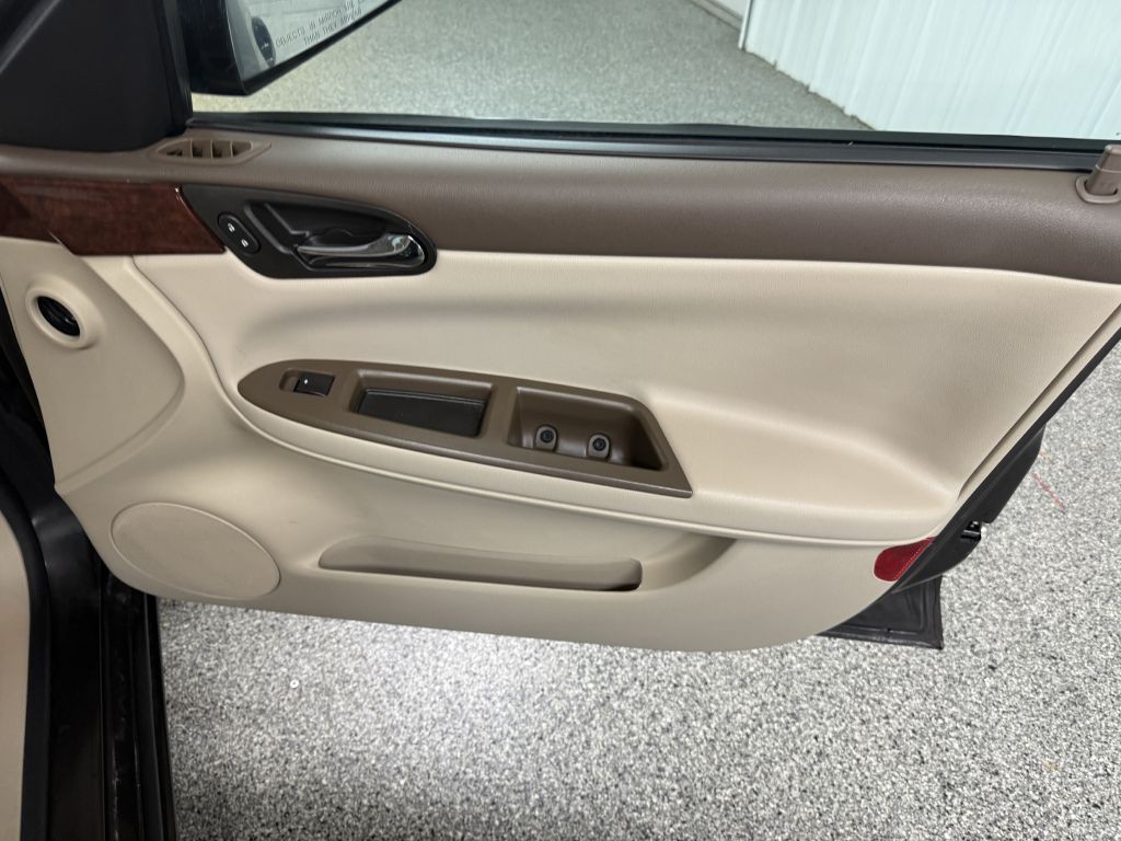 2008 Chevrolet Impala Image 29
