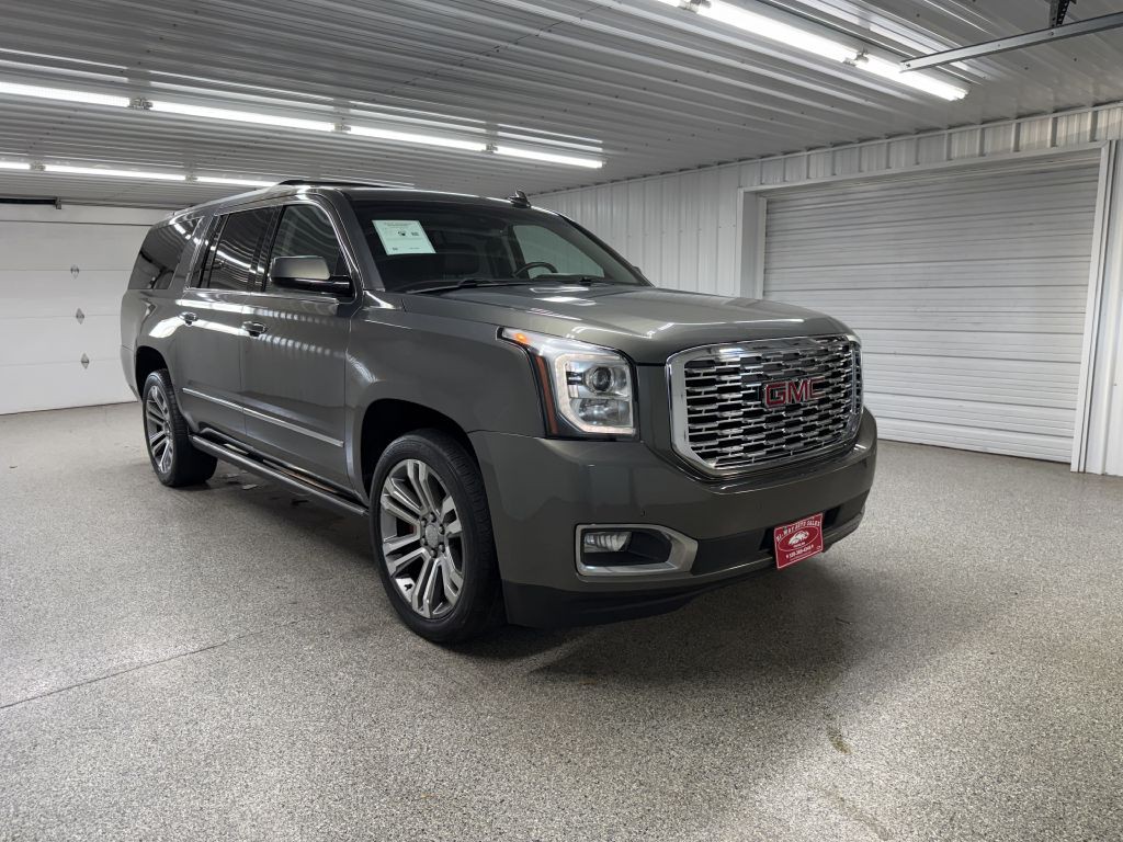 2018 GMC Yukon Image 1