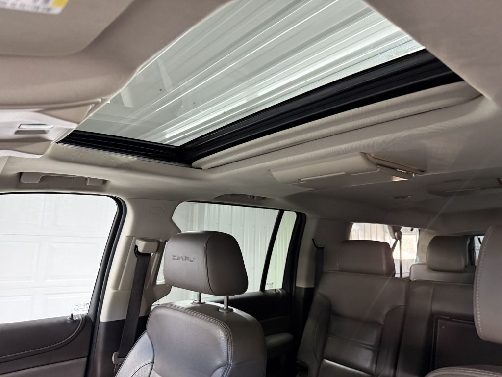 2018 GMC Yukon Image 12