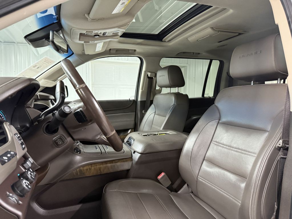 2018 GMC Yukon Image 10