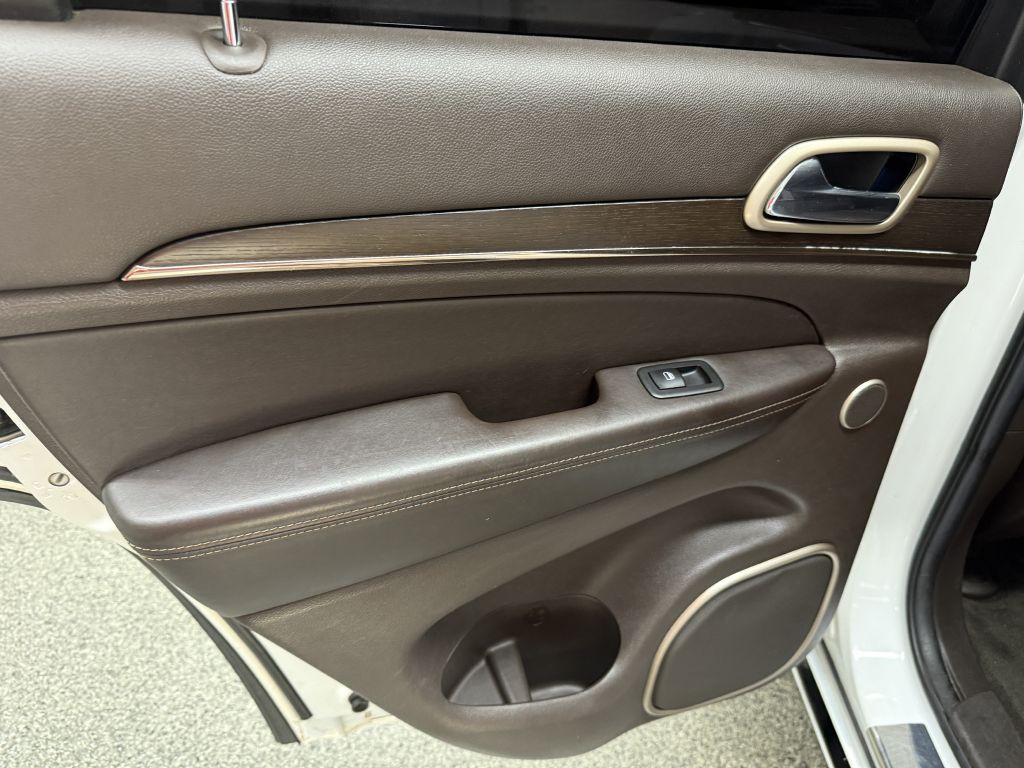 2014 Jeep Grand Cherokee Image 28