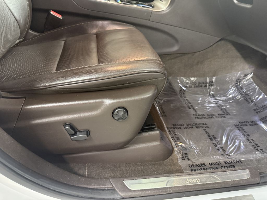 2014 Jeep Grand Cherokee Image 34
