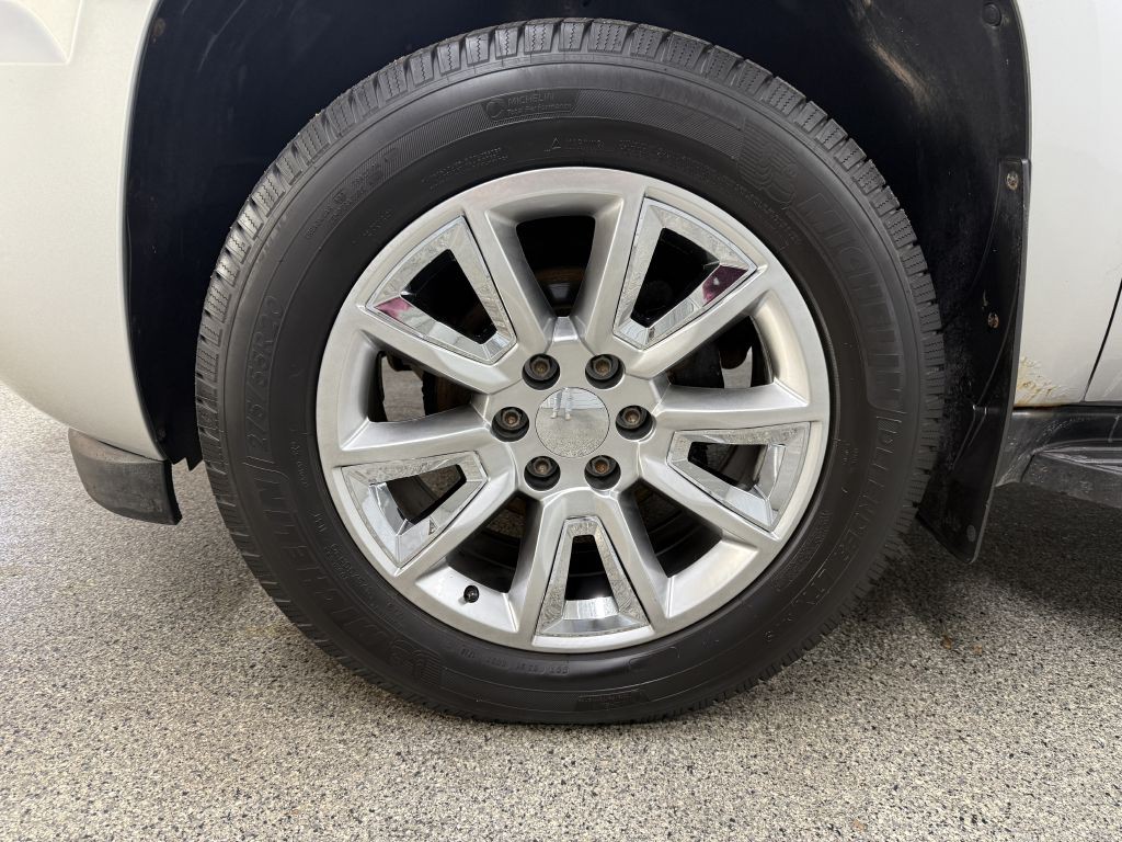 2013 Chevrolet Avalanche Image 36