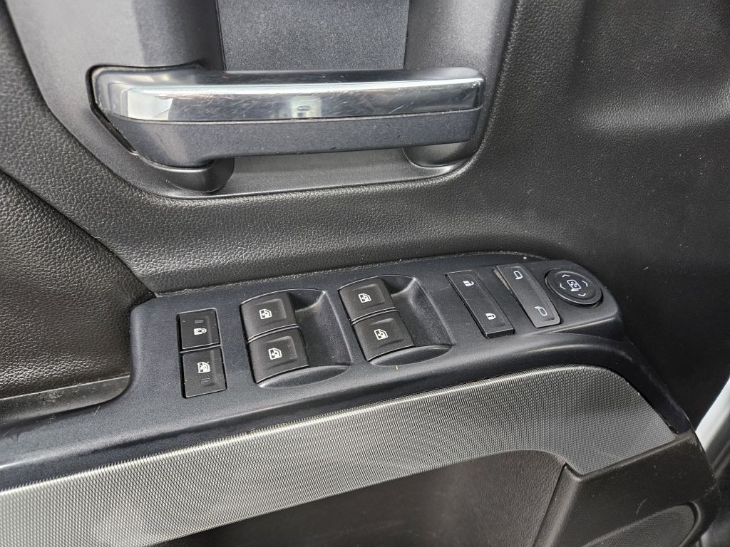 2018 Chevrolet Silverado 1500 Image 8