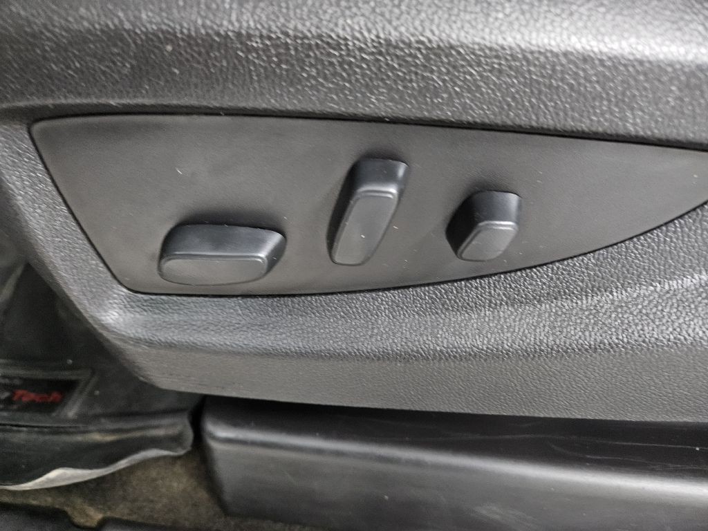 2018 Chevrolet Silverado 1500 Image 9