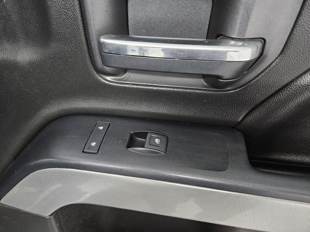 2018 Chevrolet Silverado 1500 Image 11