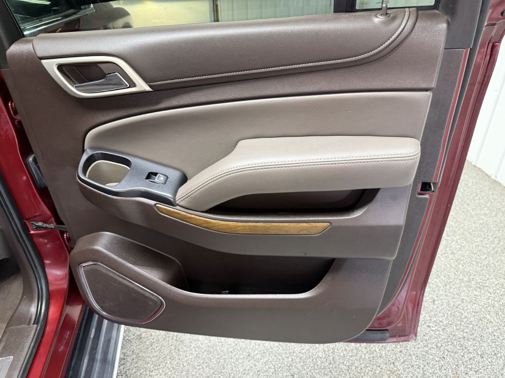 2019 GMC Yukon Image 38