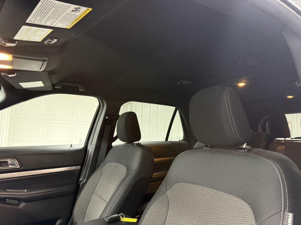 2018 Ford Explorer Image 9