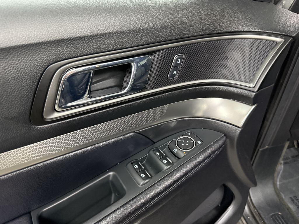2018 Ford Explorer Image 22