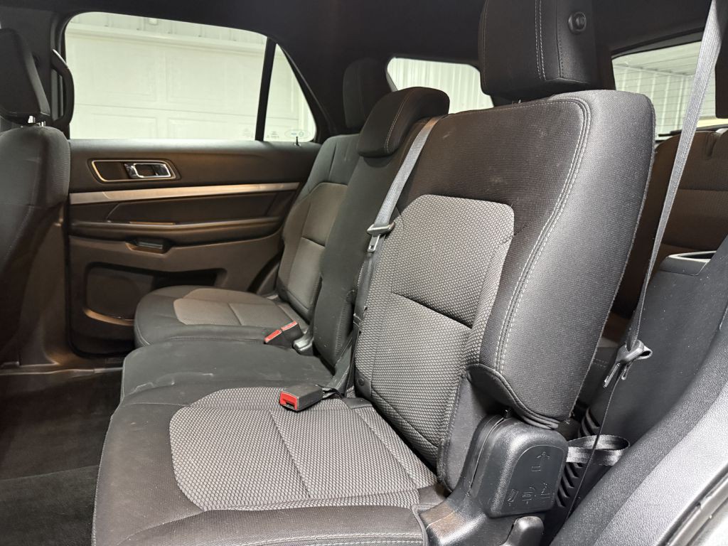 2018 Ford Explorer Image 24