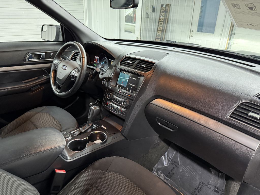 2018 Ford Explorer Image 33