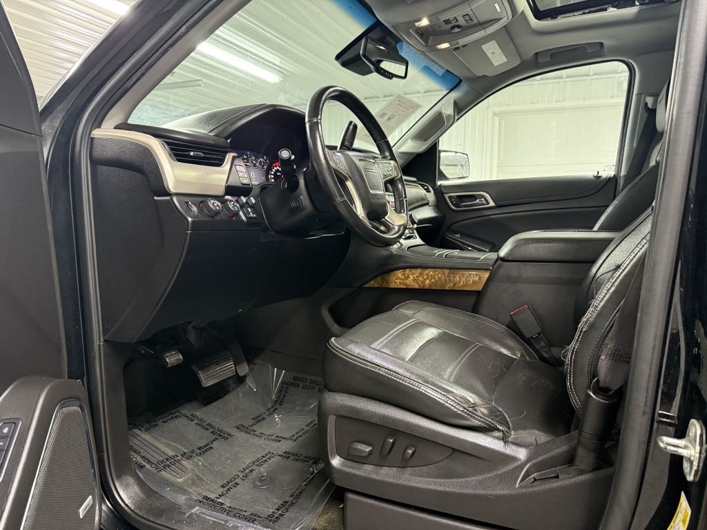 2016 GMC Yukon Image 9