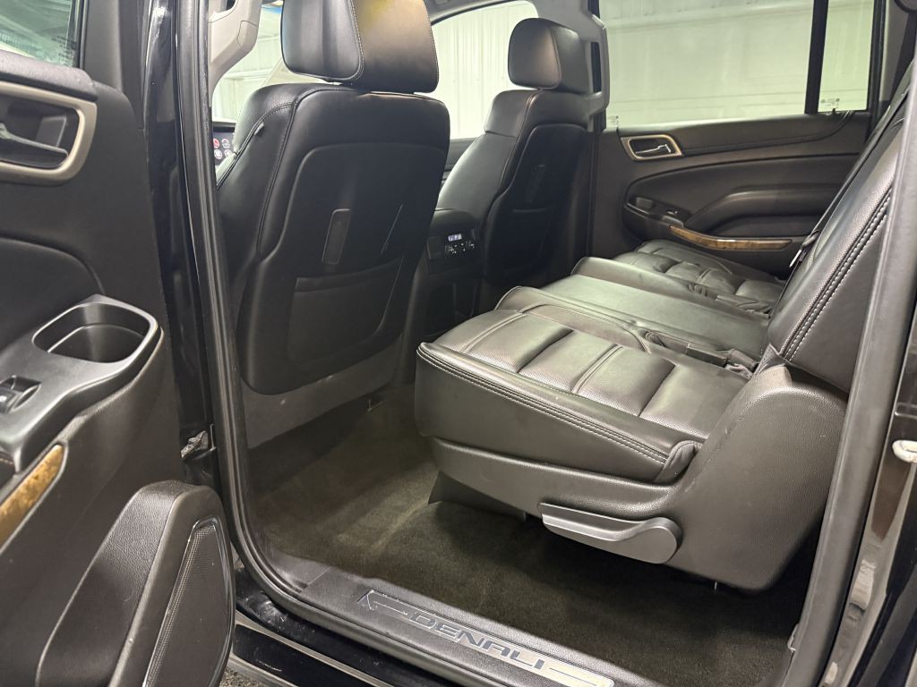 2016 GMC Yukon Image 24