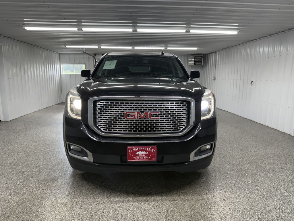 2016 GMC Yukon Image 2