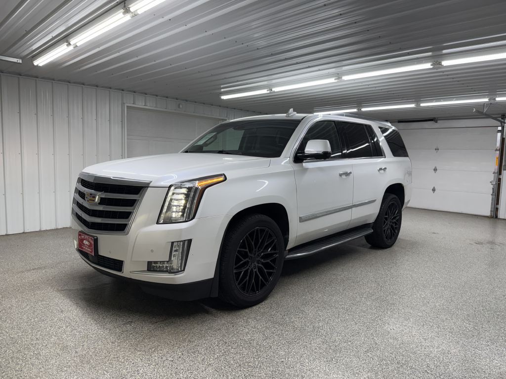 2016 Cadillac Escalade Image 4