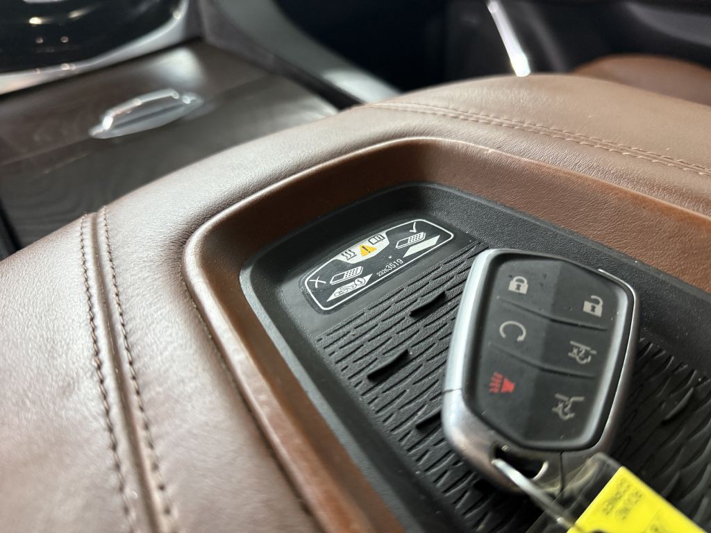 2016 Cadillac Escalade Image 20