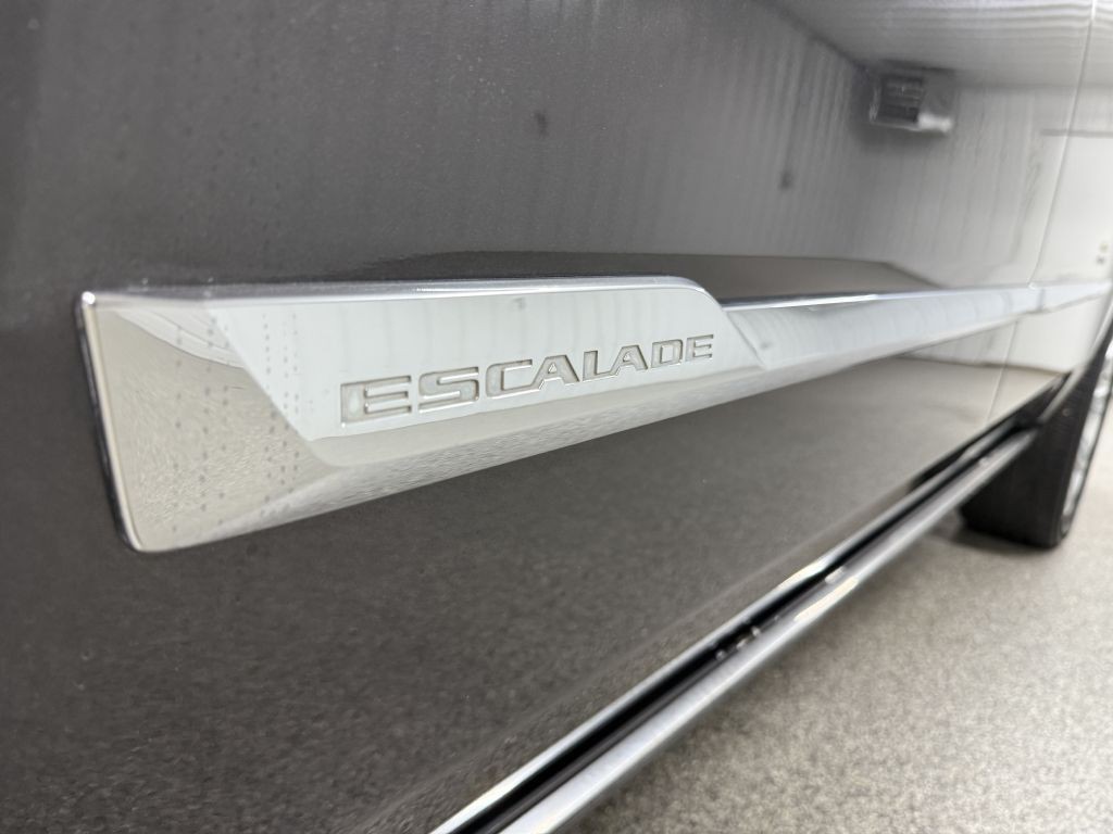 2016 Cadillac Escalade Image 6