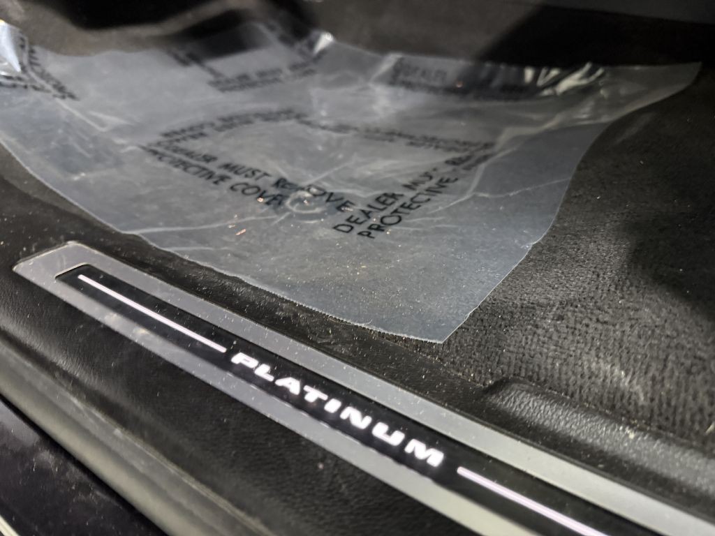 2016 Cadillac Escalade Image 26