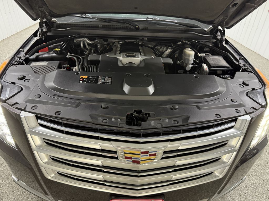 2016 Cadillac Escalade Image 42