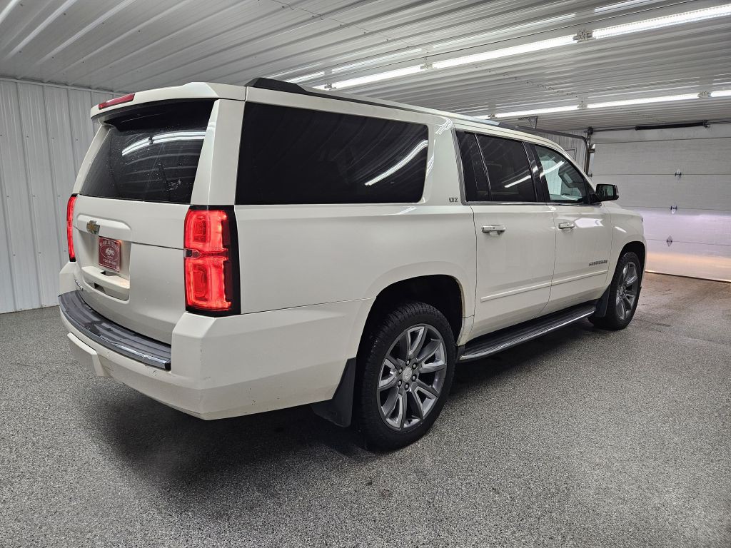 2015 Chevrolet Suburban Image 2