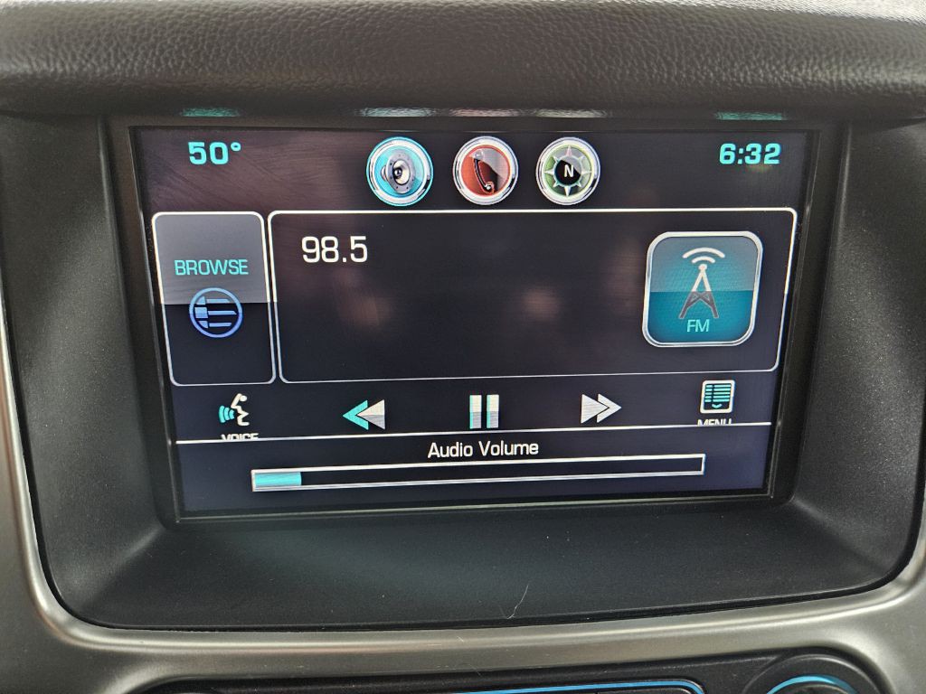 2015 Chevrolet Suburban Image 26