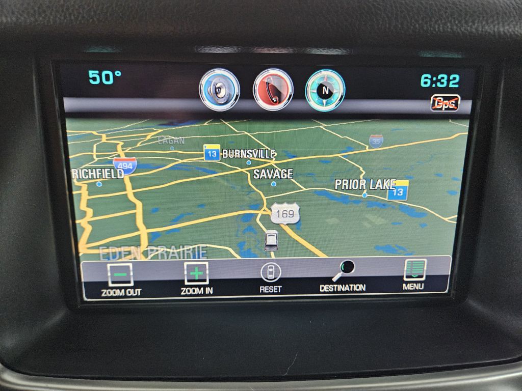 2015 Chevrolet Suburban Image 27