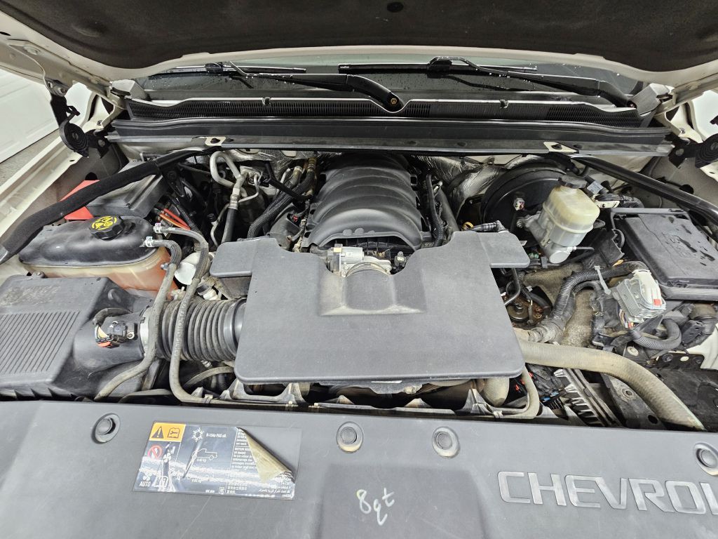 2015 Chevrolet Suburban Image 31
