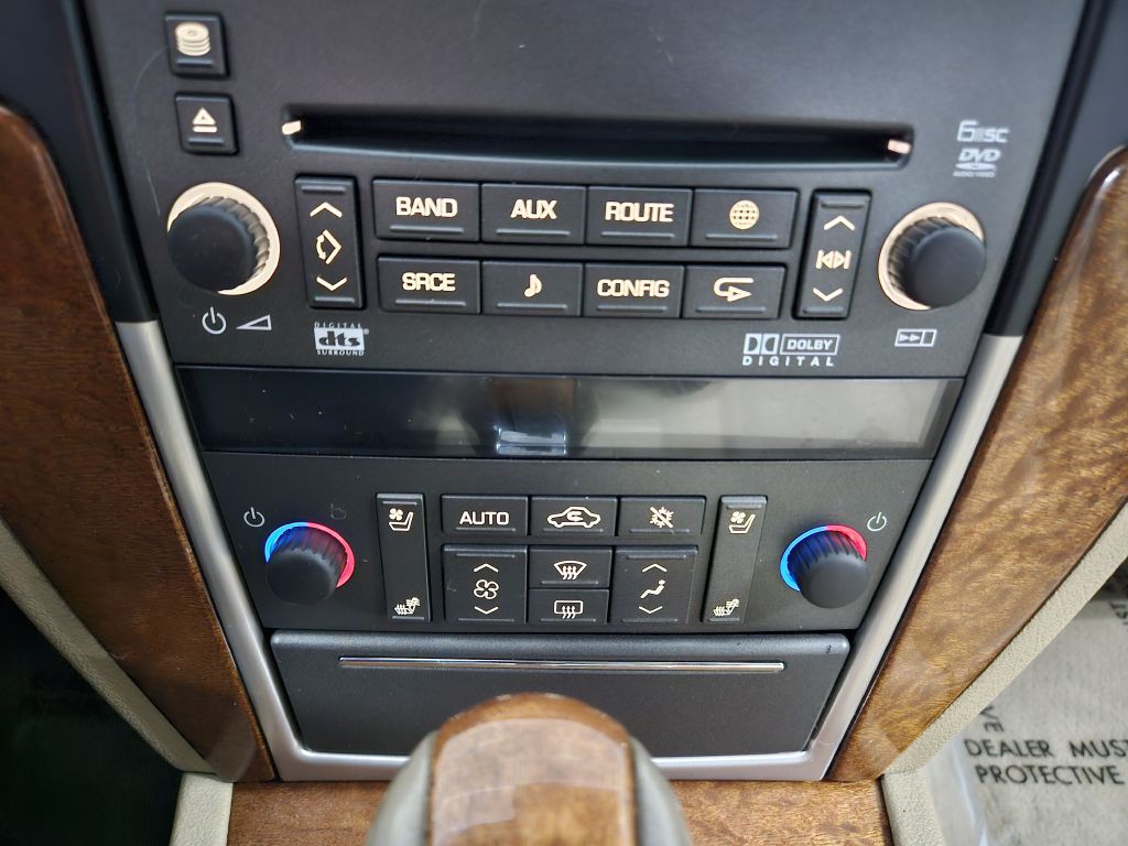 2008 Cadillac STS Image 25