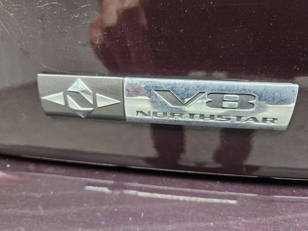 2008 Cadillac STS Image 32