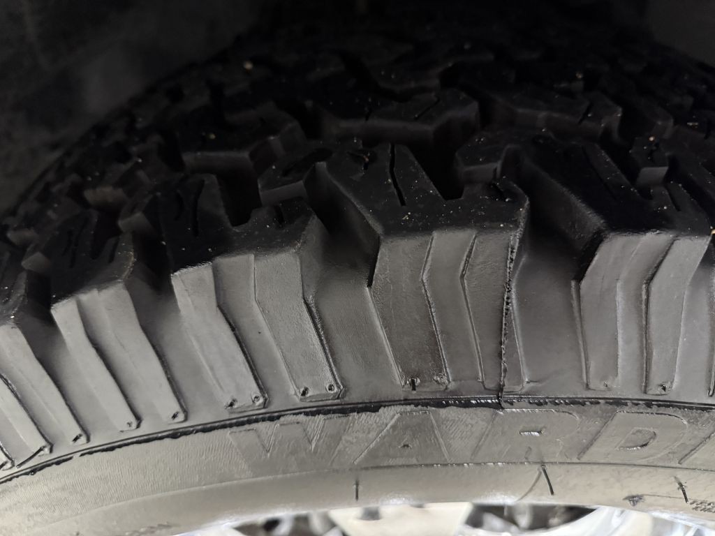 2013 RAM 1500 Image 32