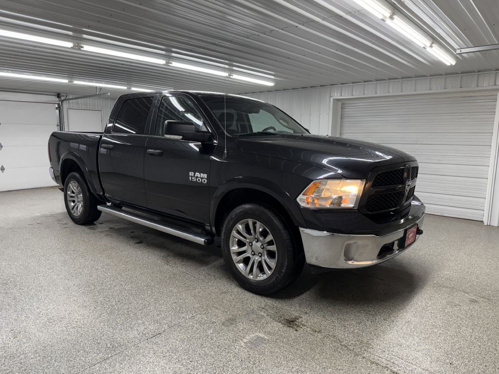 2016 RAM 1500 Image 1