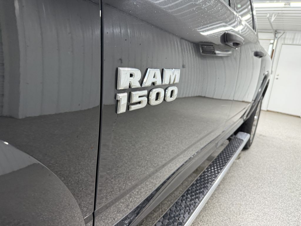 2016 RAM 1500 Image 8