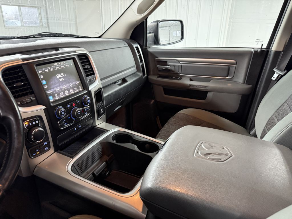 2016 RAM 1500 Image 21