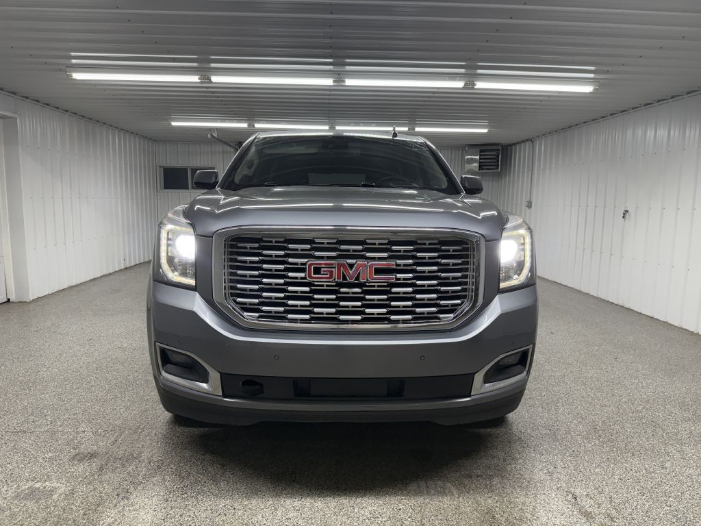 2018 GMC Yukon Image 2