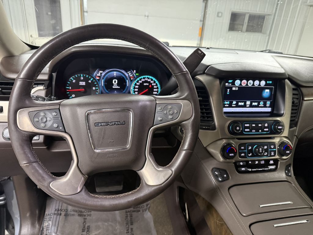 2018 GMC Yukon Image 14