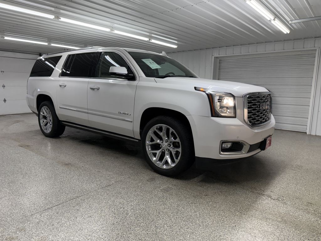 2018 GMC Yukon Image 1