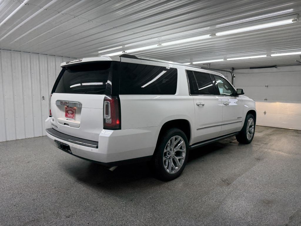 2018 GMC Yukon Image 5