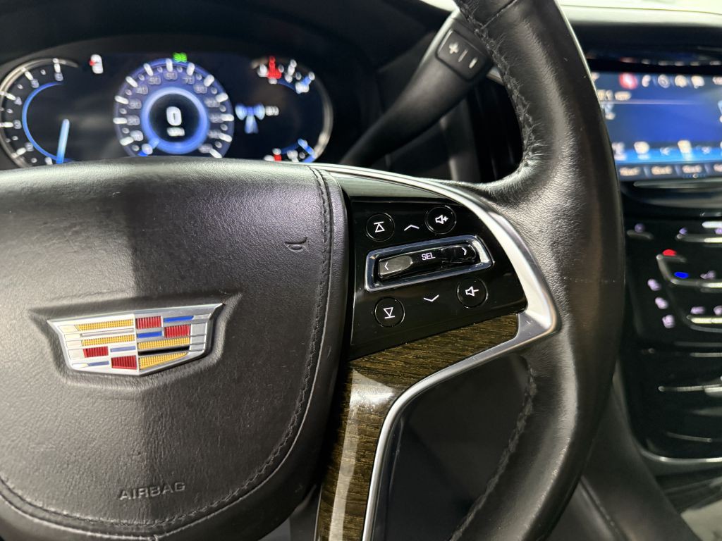 2016 Cadillac Escalade Image 15