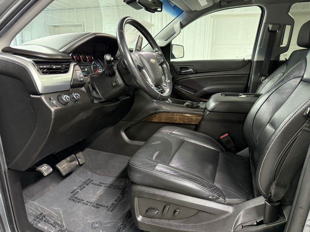 2019 Chevrolet Suburban Image 9