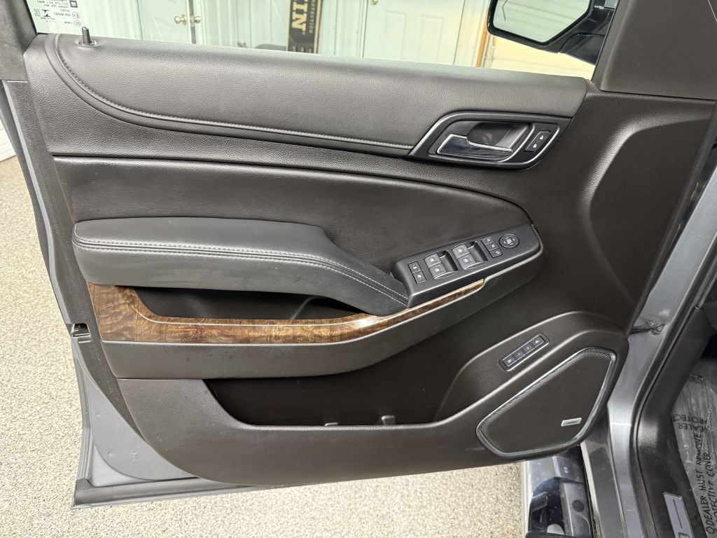 2019 Chevrolet Suburban Image 24